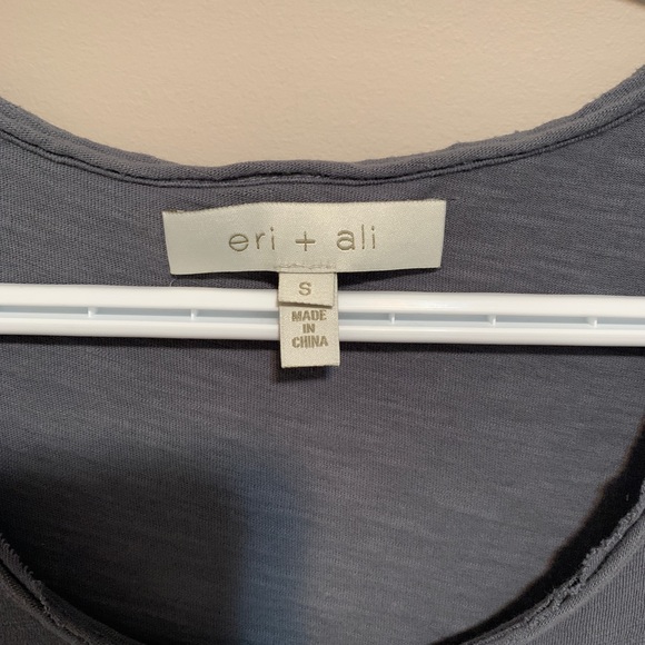 Eri + Ali tank, size small - Picture 4 of 6